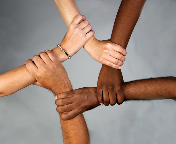 Suid Afrika het nou ons inwoners se hulp en insette nodig- 