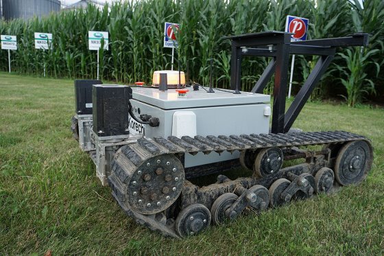 RoamIO autonomous robot improves employee efficiency
