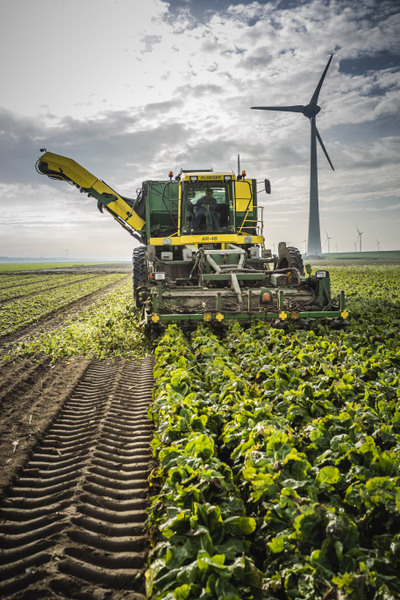 COMMERCIAL FARMING AND AGRICULTURE TECHNOLOGY