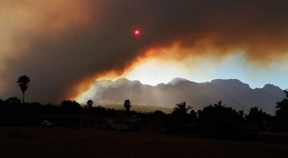 Could an anti-global warming atmospheric spraying program really work?
